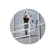 Fahrgerüst P2 Layher - Layher P2 Fahrgerüst mit Sicherheitsaufbau