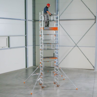 LAYHER Rollgerüst UNI STANDARD P2 – schnell montiert